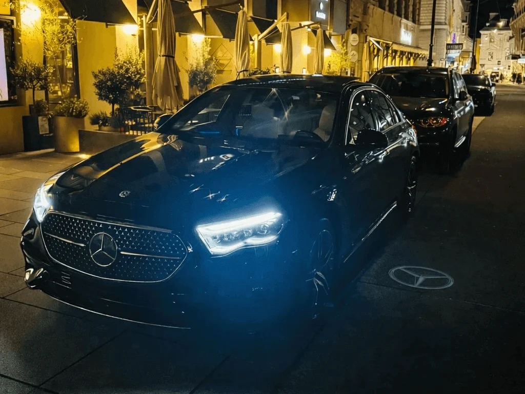 A9848218-7191-4A5B-BCBA-557A729B412E