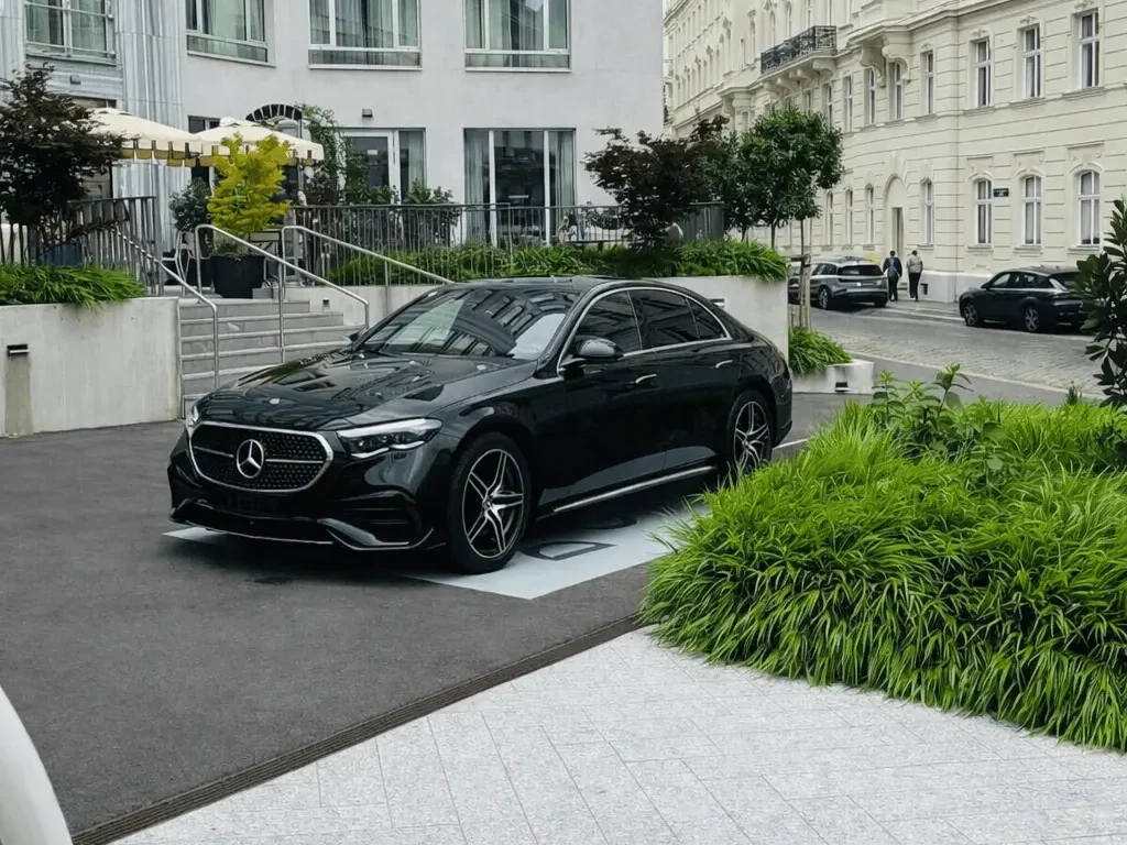 E8E97A70-C061-4A25-A160-2CDCDFCCA342